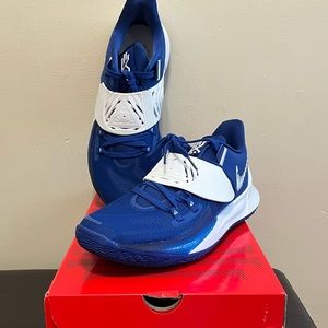 Kyrie low 3 tb promo